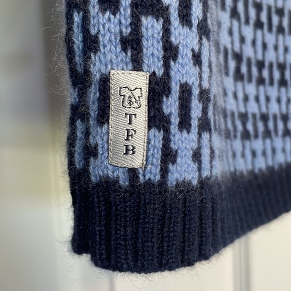 Baby Boy Blue Cashmere Sweater 18-24 Months - Picture 3 of 4